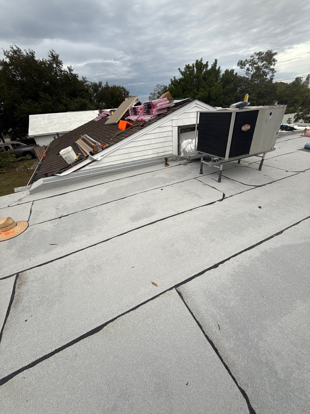 Project in St. Petersburg 33702 by Mitchell Roofing Company LLC