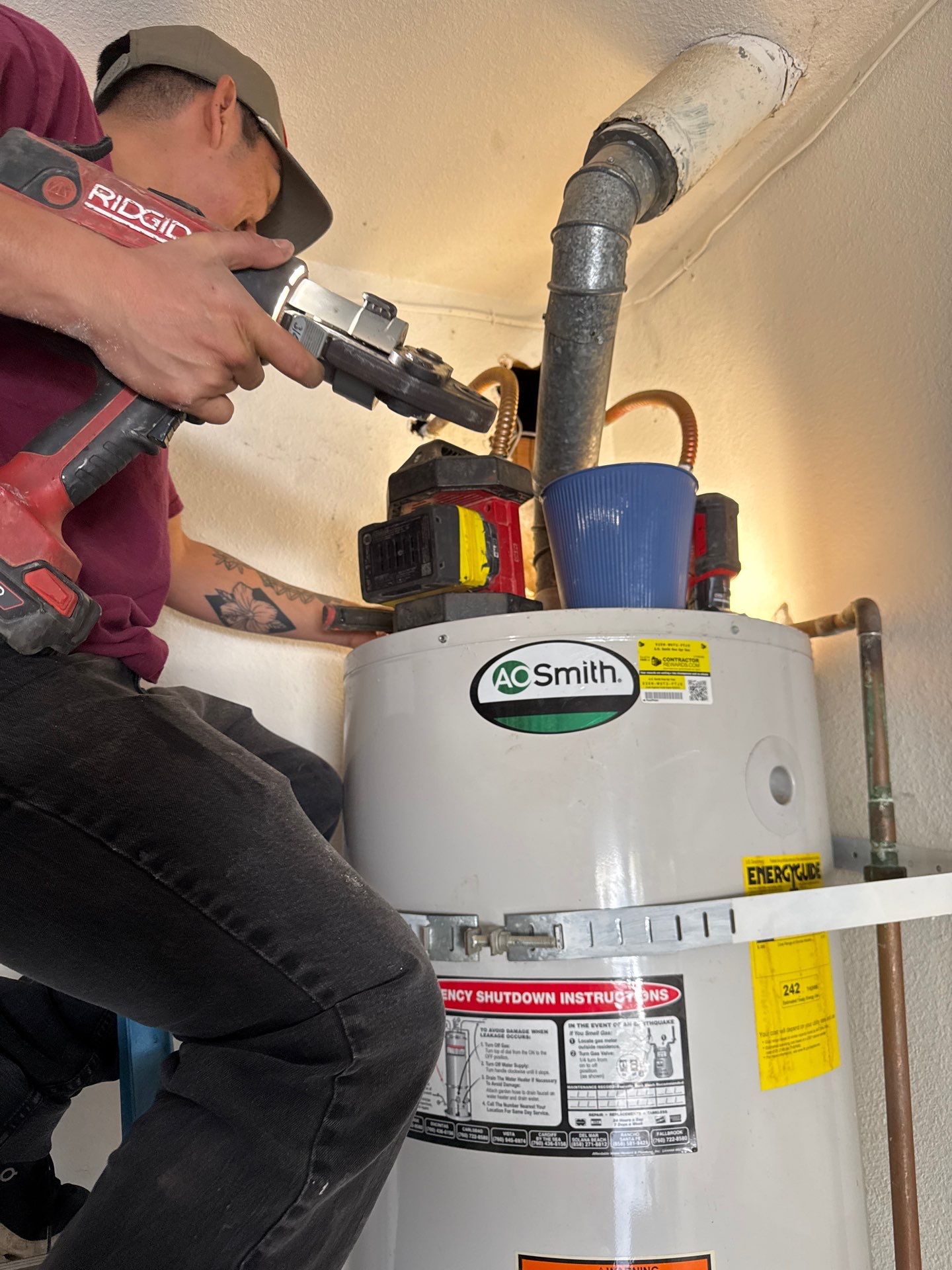  bursted pipe by Us Plumbing 
