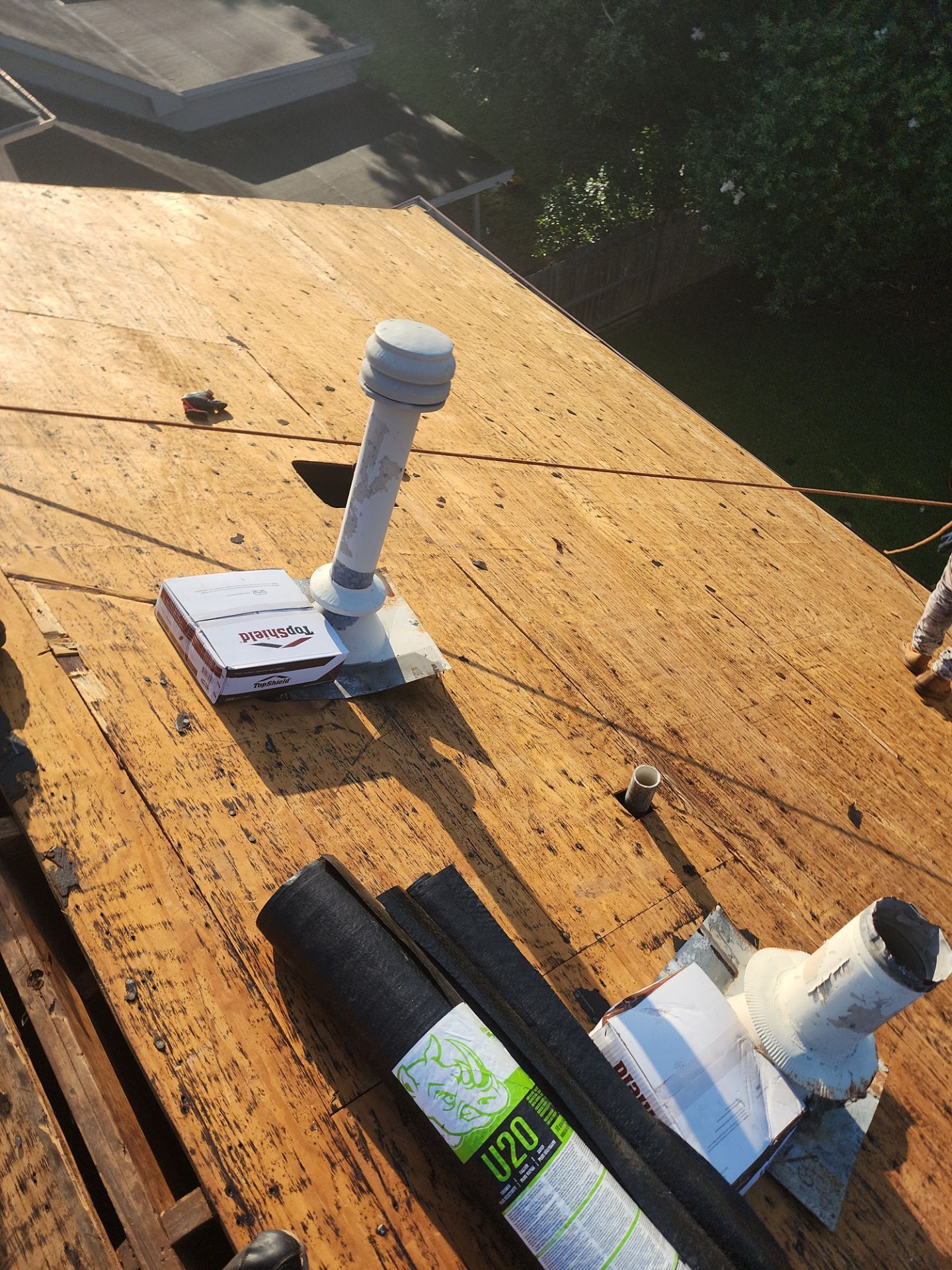 Residential Roofing Installation using Owen's Corning Duration (Lifetime) Shingles by Roof Repair Company