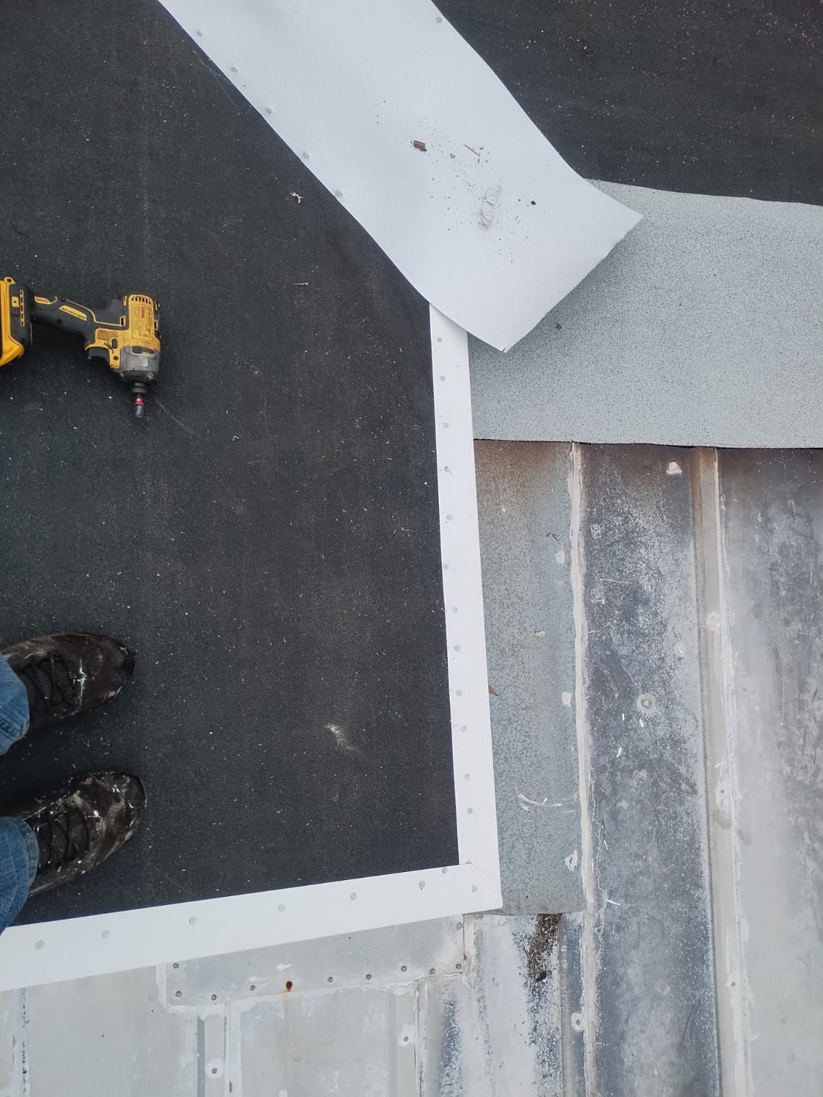 Project in Seminole 33772 by Mitchell Roofing Company LLC 