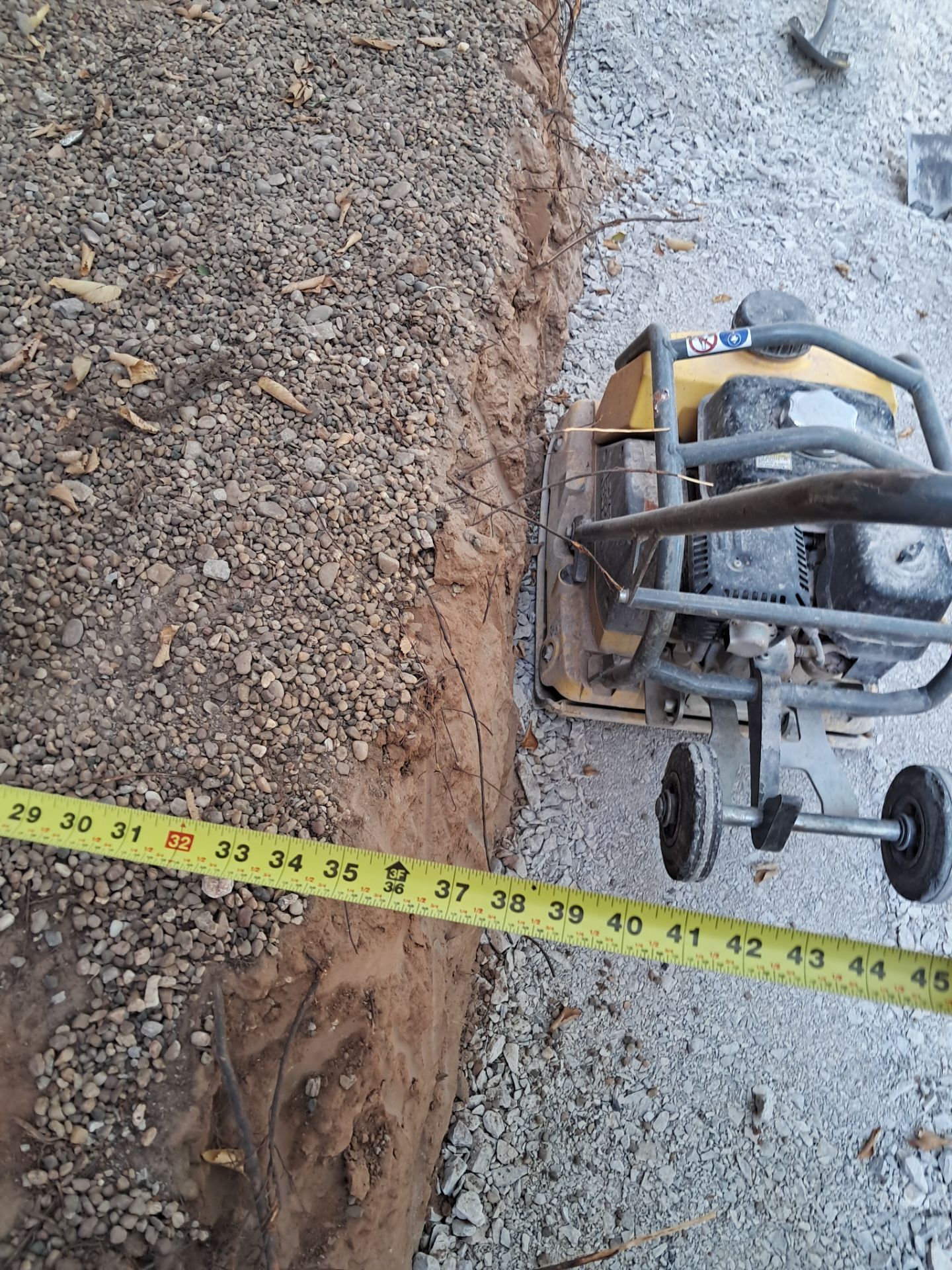Retaining Wall by Clays Services Inc