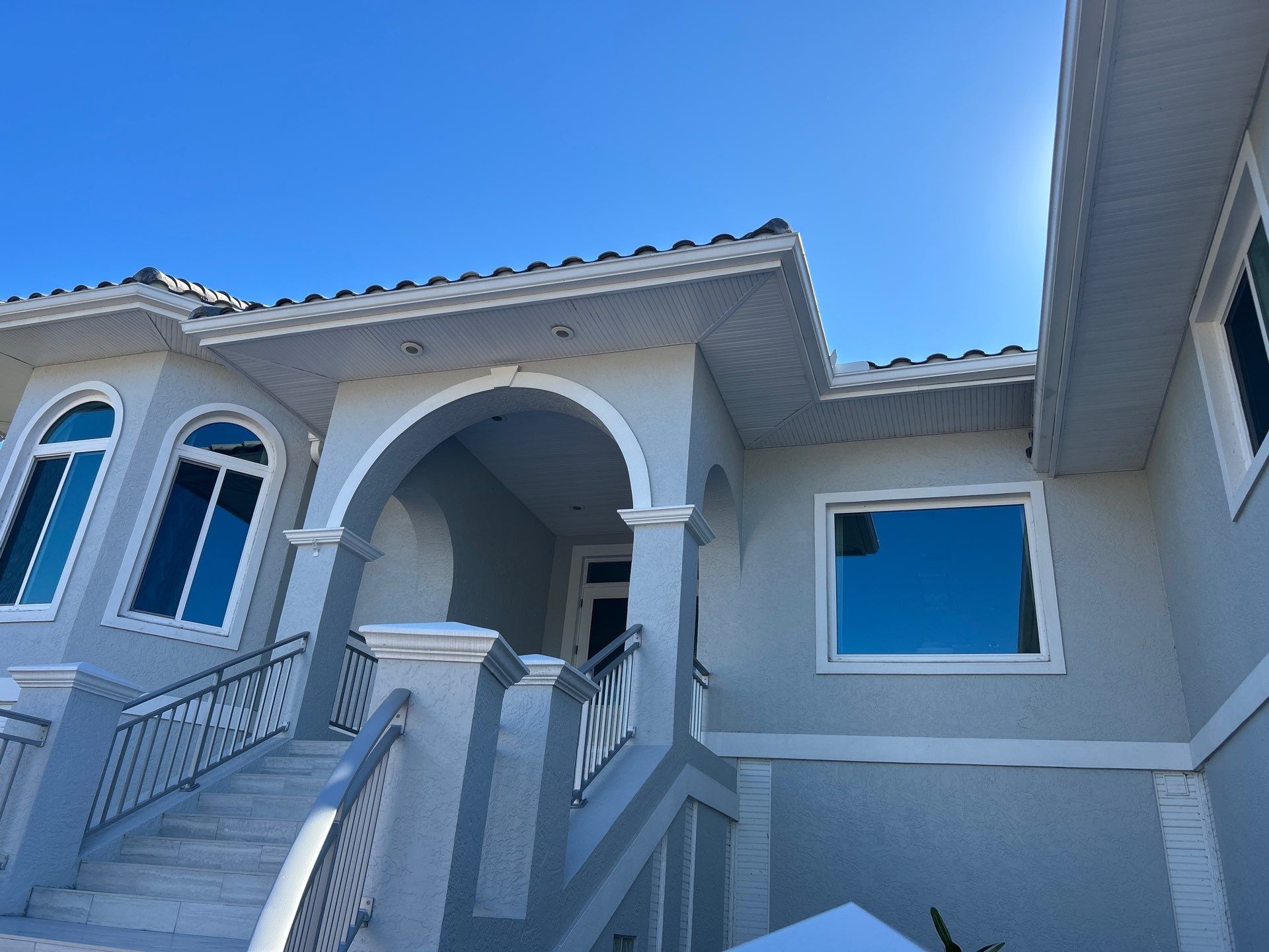 7-Inch Seamless Gutters Installation in Bradenton FL by Gutter Professors