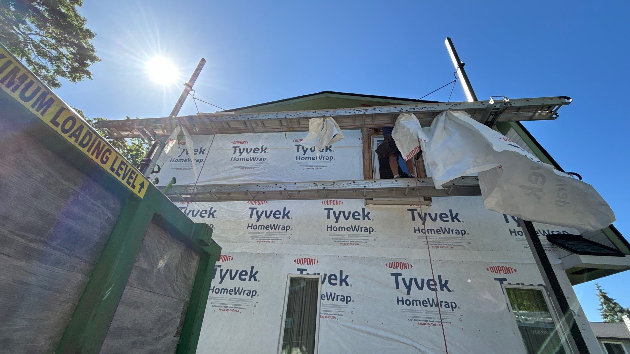 Siding Replacement using Hardie Plank S8 1/4" by 180 Contractors