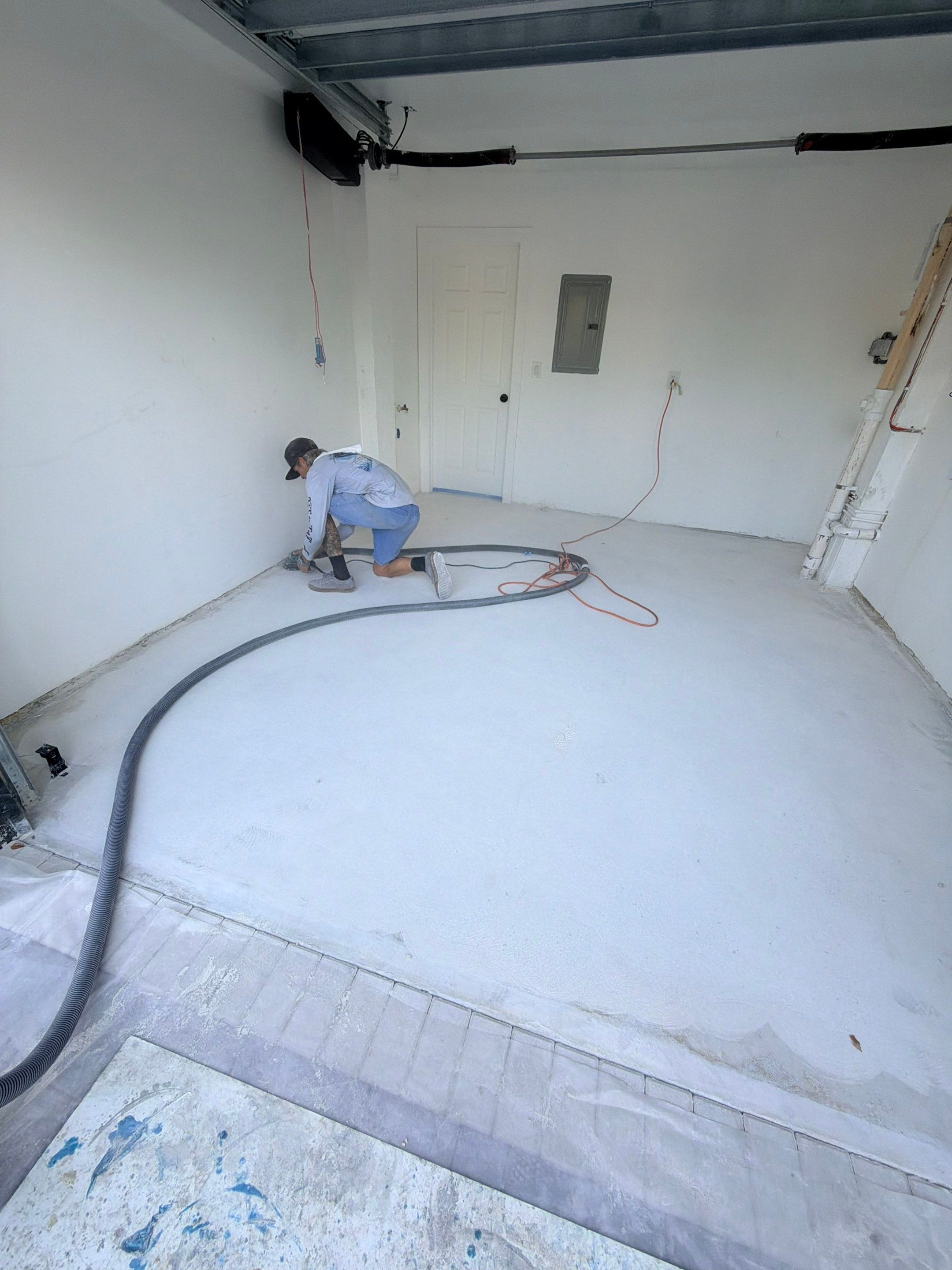 “Custom Flake Blend” Garage in Marathon, FL by Tropical Epoxy Coatings & Creations LLC