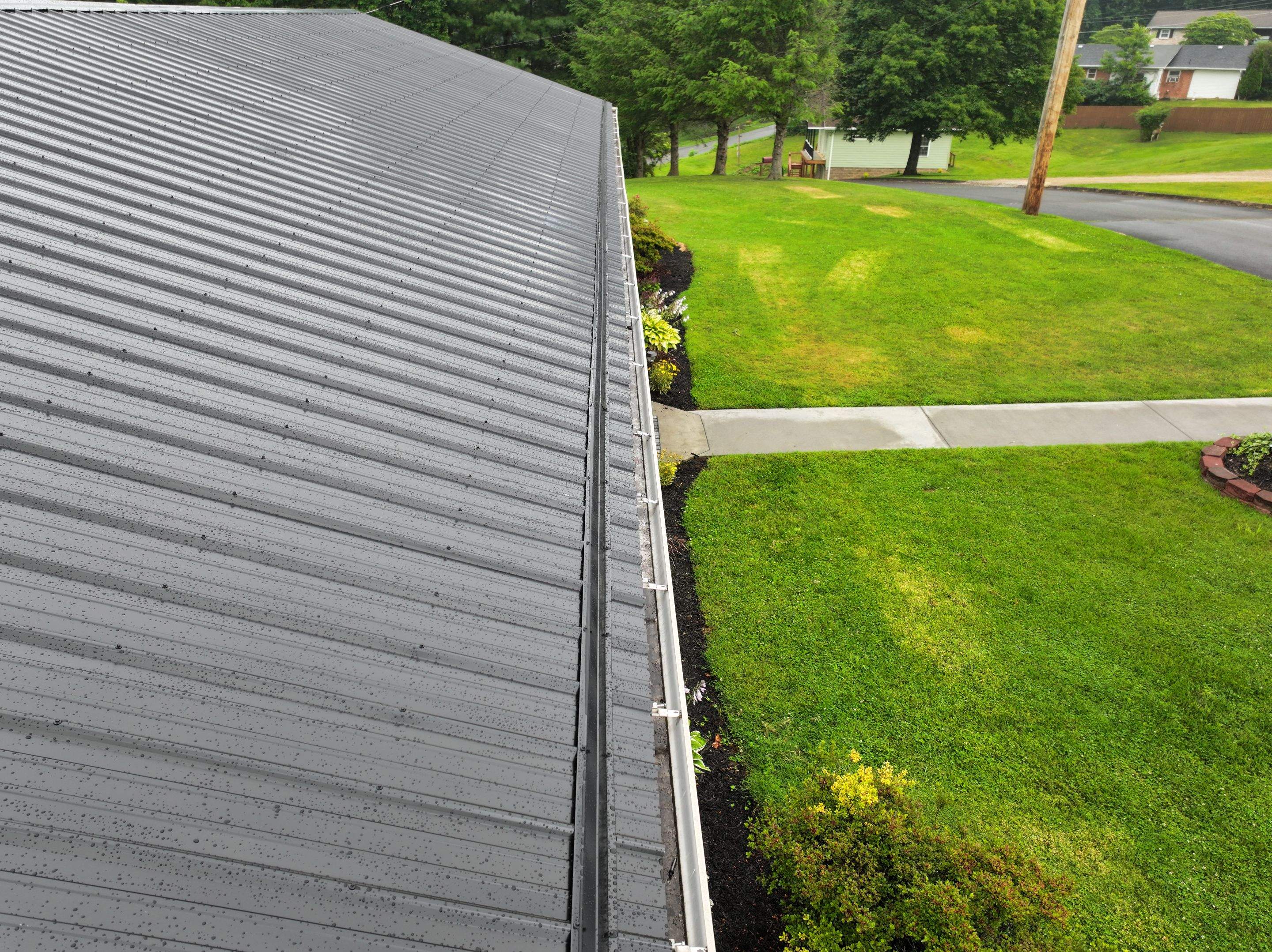 Turner Residence by Omnia Roofing