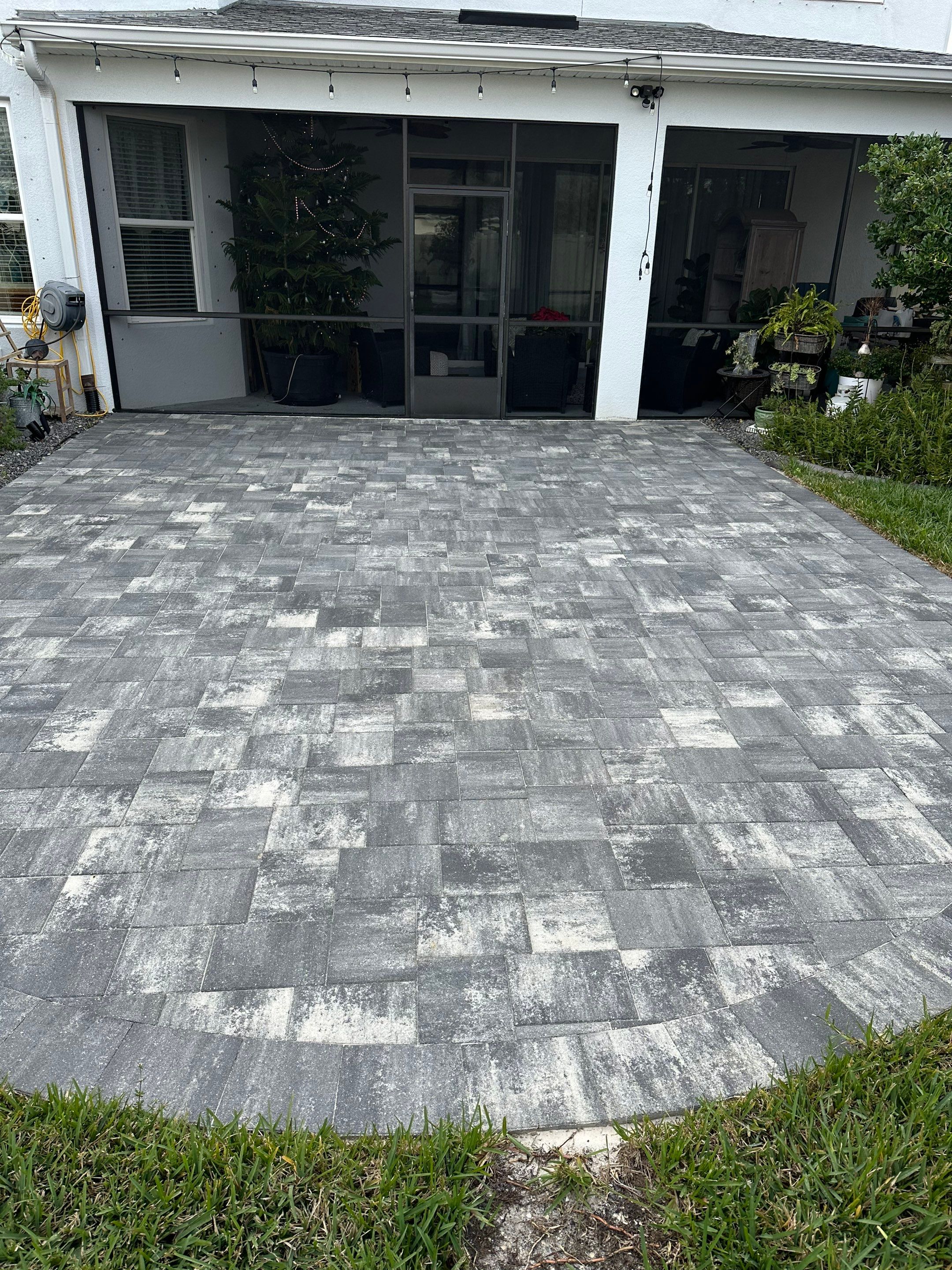 Roof Cleaning, Driveway Cleaning & Paver Patio Cleaning in Willow Palms Estates, Palmetto, FL | Sunshine AquaWash by Sunshine AquaWash