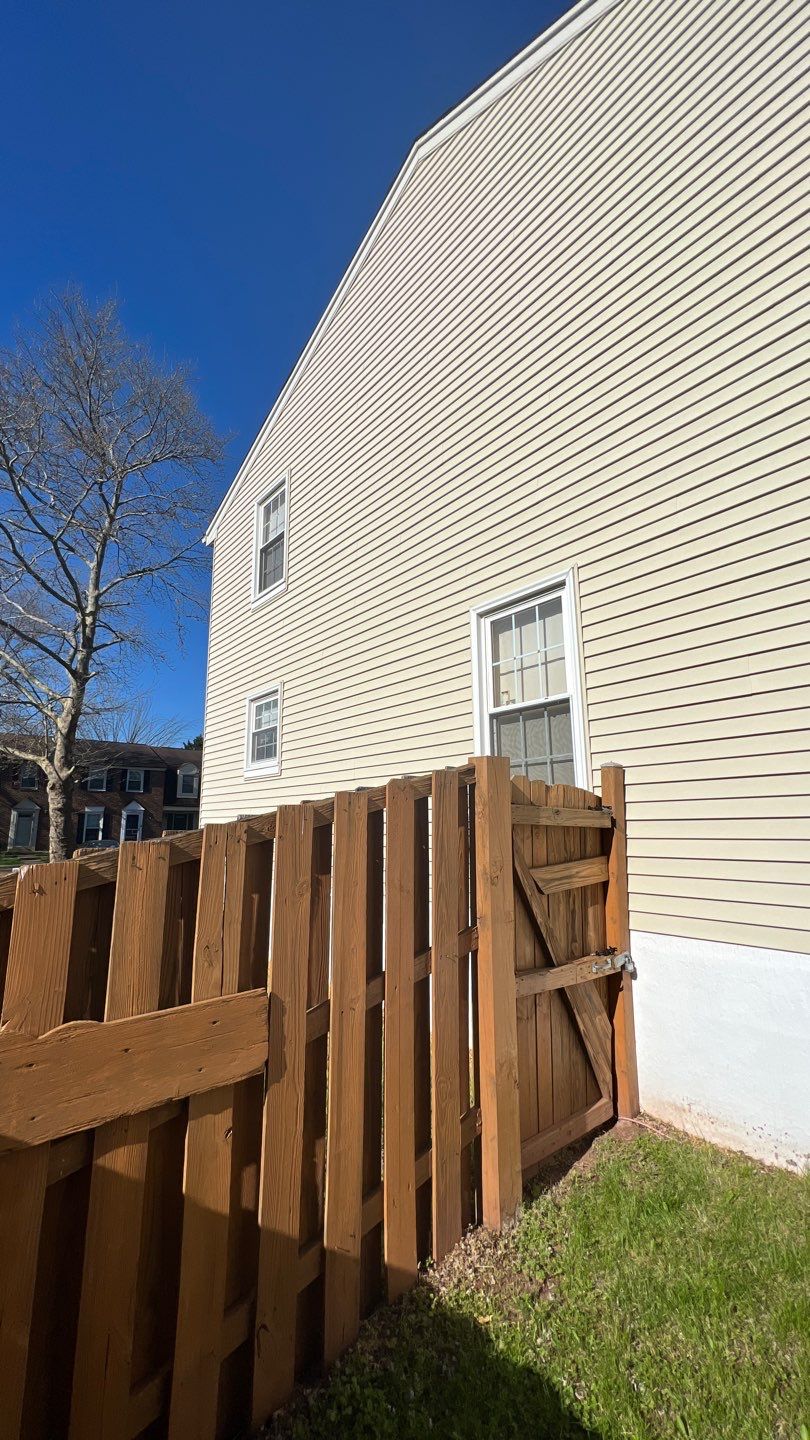 Centreville: CertainTeed Monogram Siding in Sandstone Beige by RM Banning, Inc.