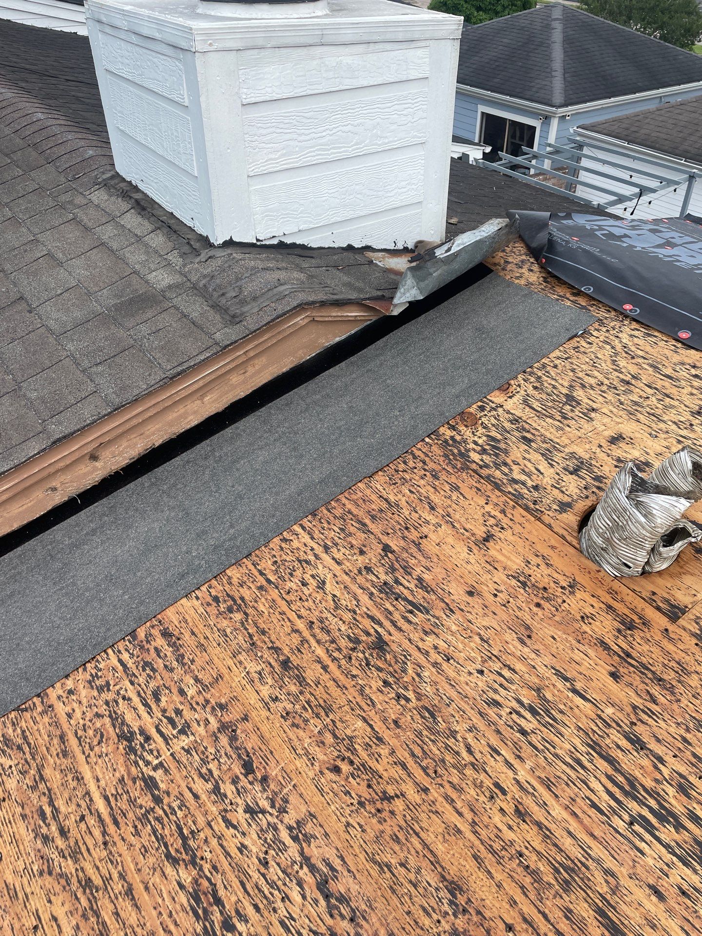 Roof Replacement Houston by Roof Repair Company