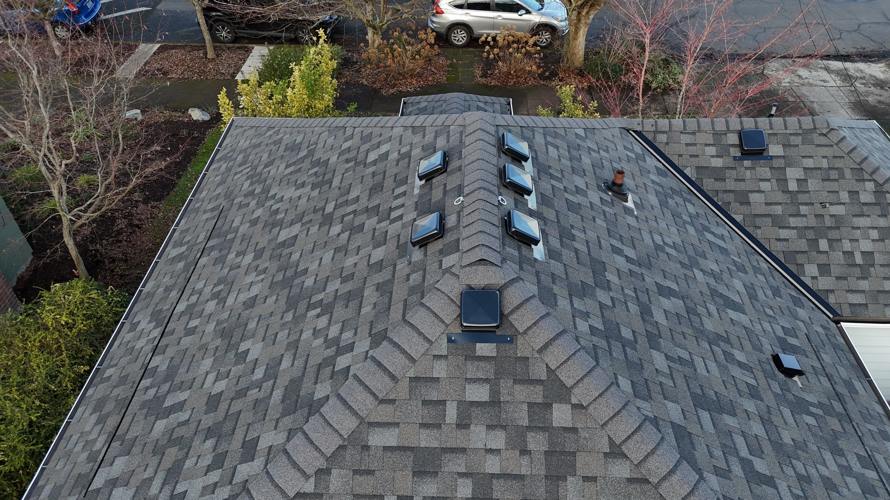 Williamsburg Gray | Roof Replacement in Portland, OR 97202 by Valiant Roofing, LLC