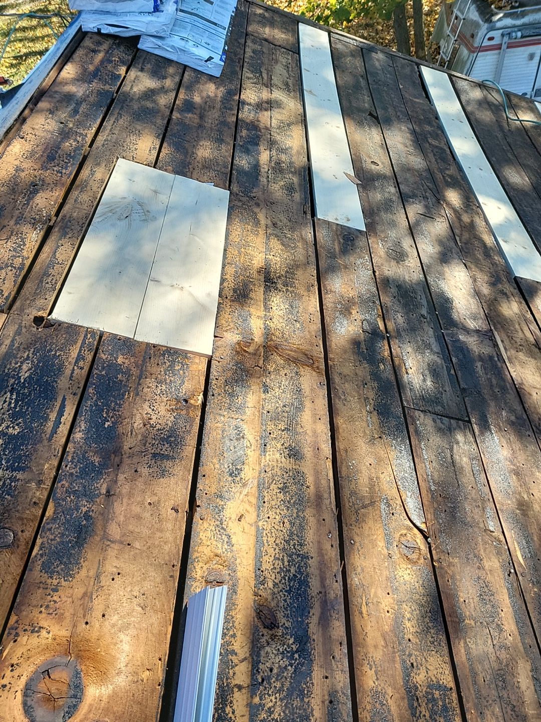 Atlas Pinnacle, Color, Pewter, Drip Edge, White by Eagle Eye Roofing