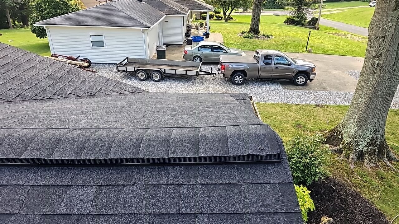 OWENS CORNING COLOR: Onyx Black by Eagle Eye Roofing
