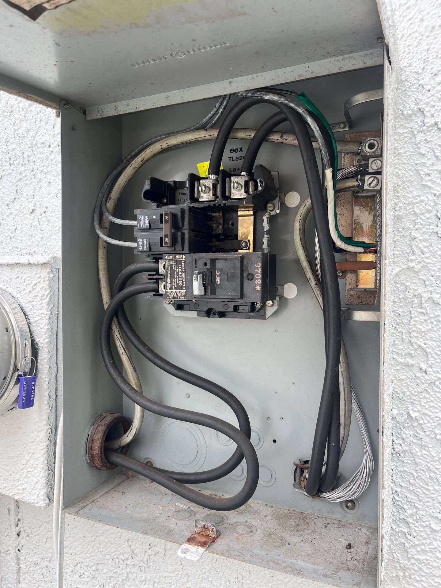 18kW Generac Whole Home Generator and 200A Automatic Transfer Switch by Smartron Electric