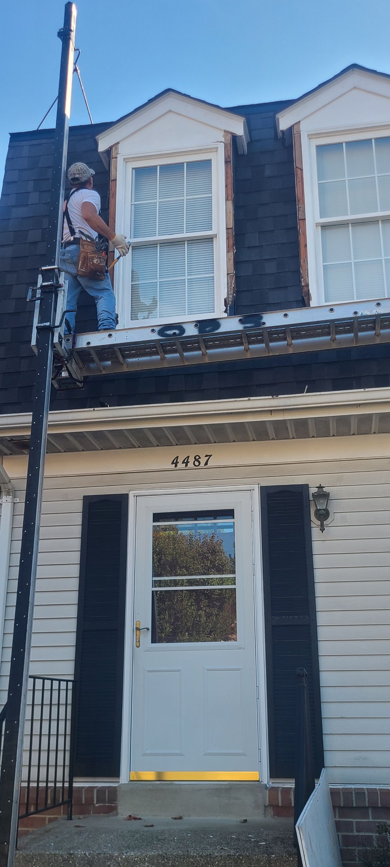 Woodbridge: Residential Roof Replacement with CertainTeed Landmark Pro in Max Def Moire Black by RM Banning, Inc.