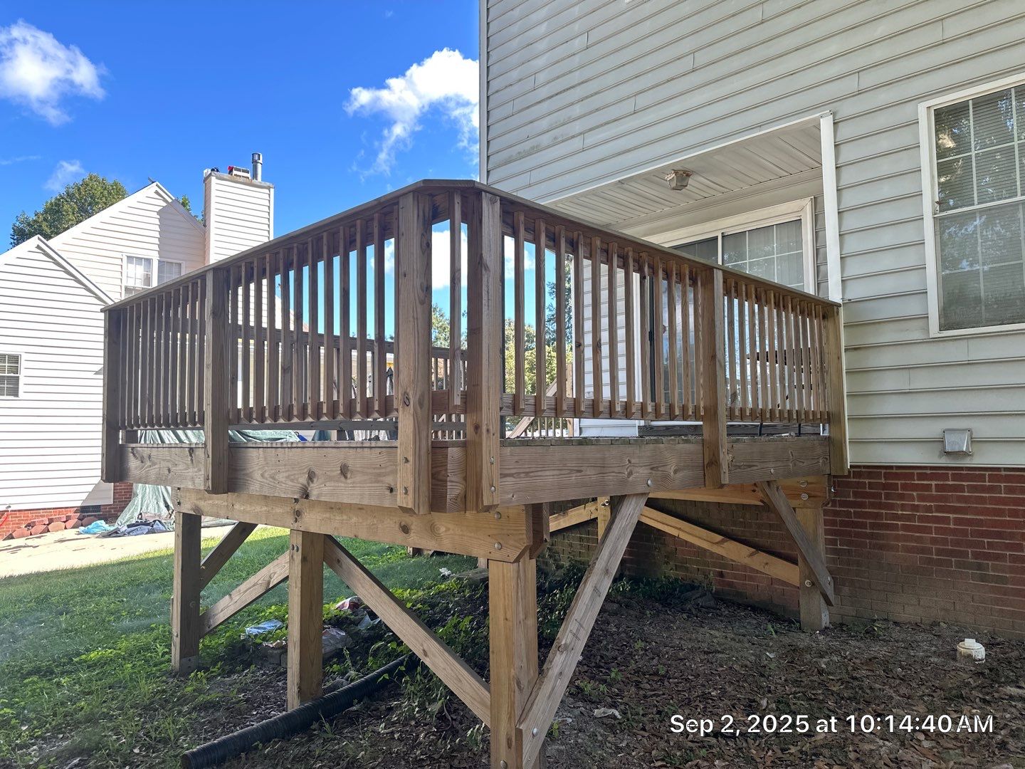 Wood Deck using Wood Sealant by DuraSeal