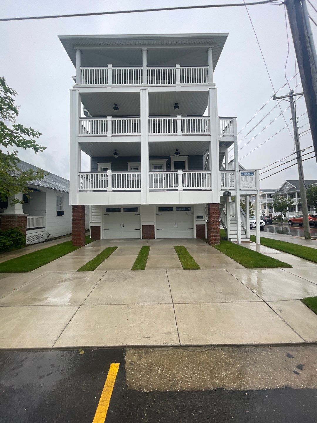 Building Wash, Decks, Railings & concrete by SJ Exterior