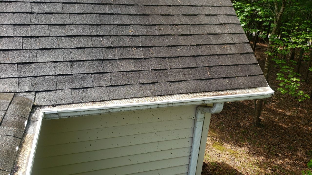 House Wash using cleaner by Power Wash Masters LLC