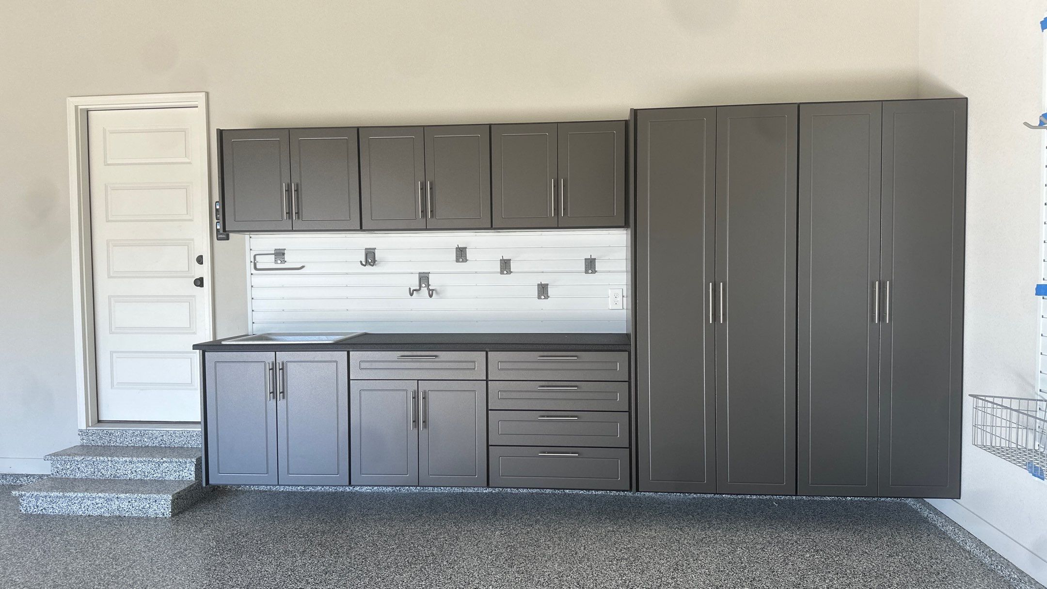 Lisa S. chose a pewter powder on her cabinets by Banner Garage