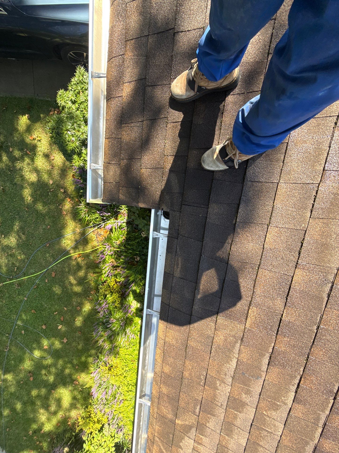 Gutter Cleaning in Freehold, NJ by Clearview Washing
