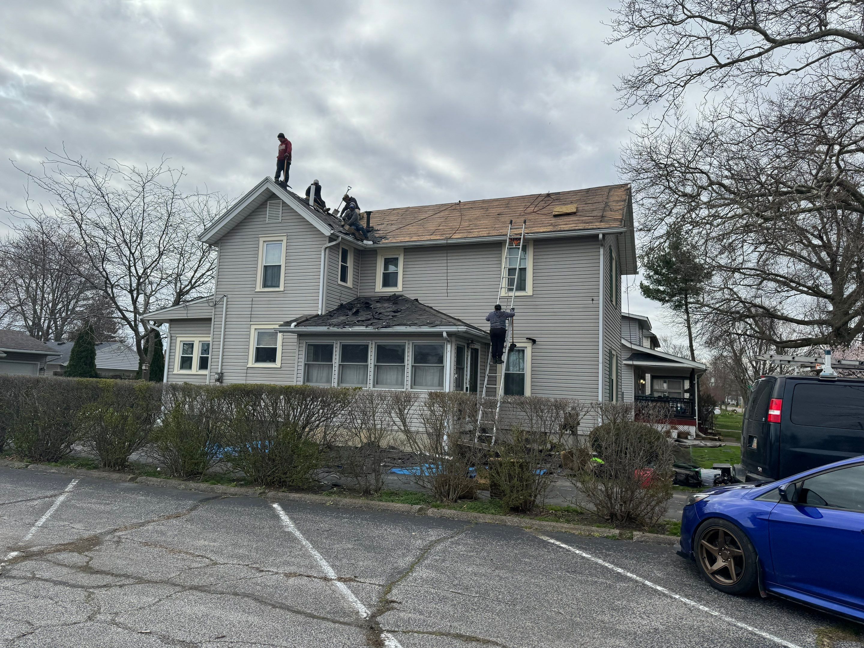 Roof and Siding Replacement by Homestyle in Lorain by Homestyle Home Improvements (HHI)