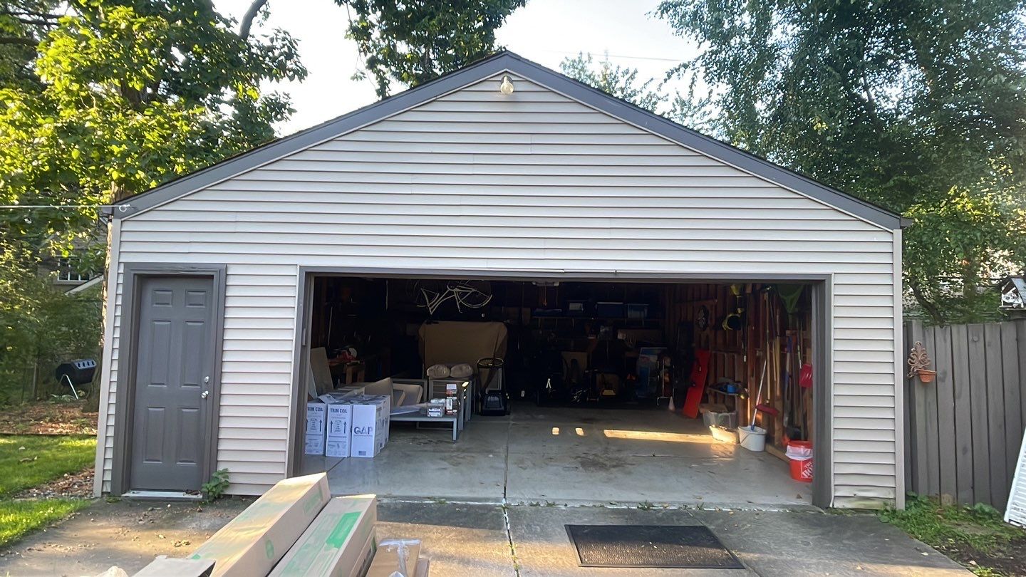 Siding Replacement using CertainTeed Restoration Classis D4 by 180 Contractors