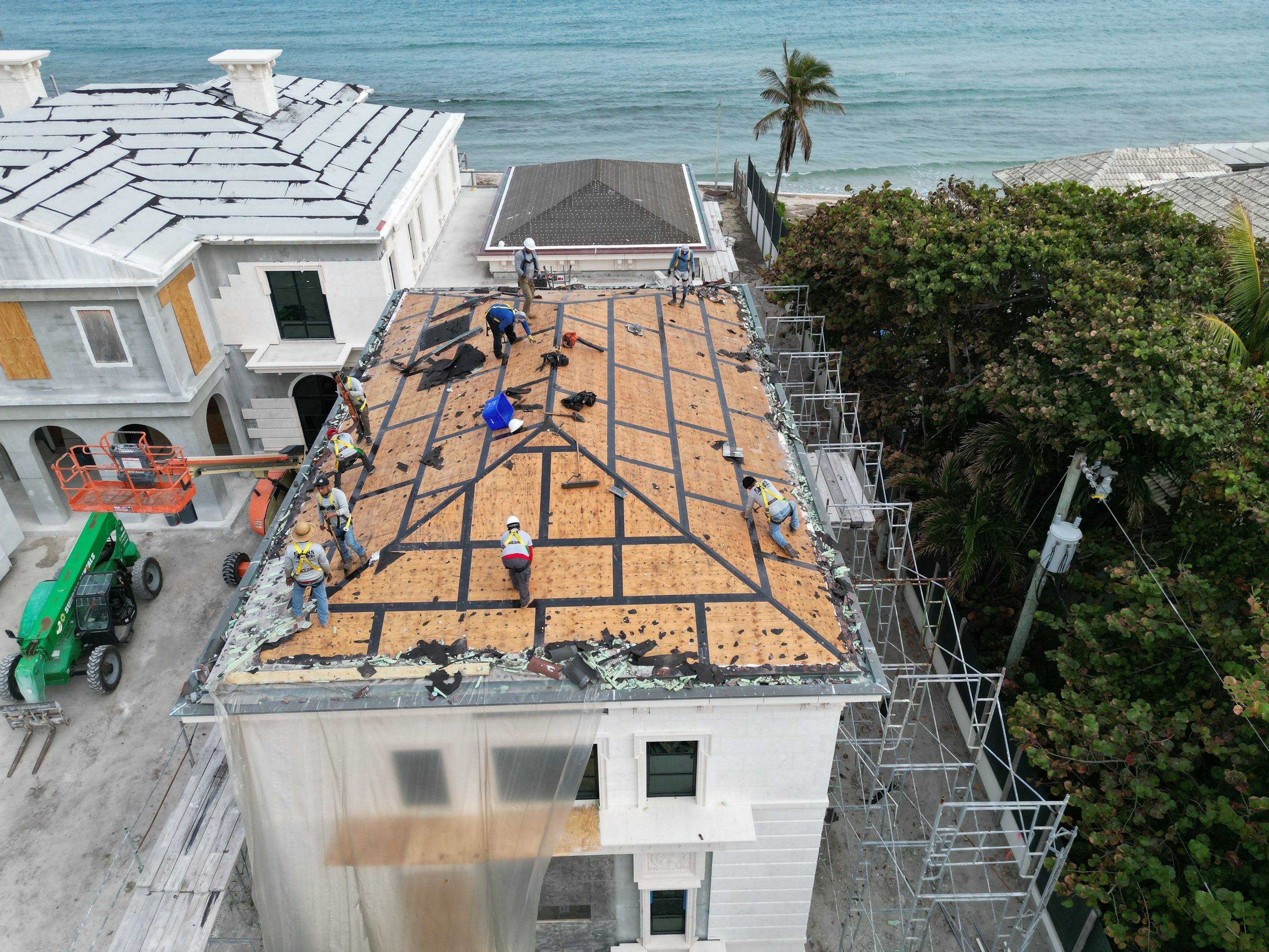 Evans Roofing of the Palm Beaches featured photo.