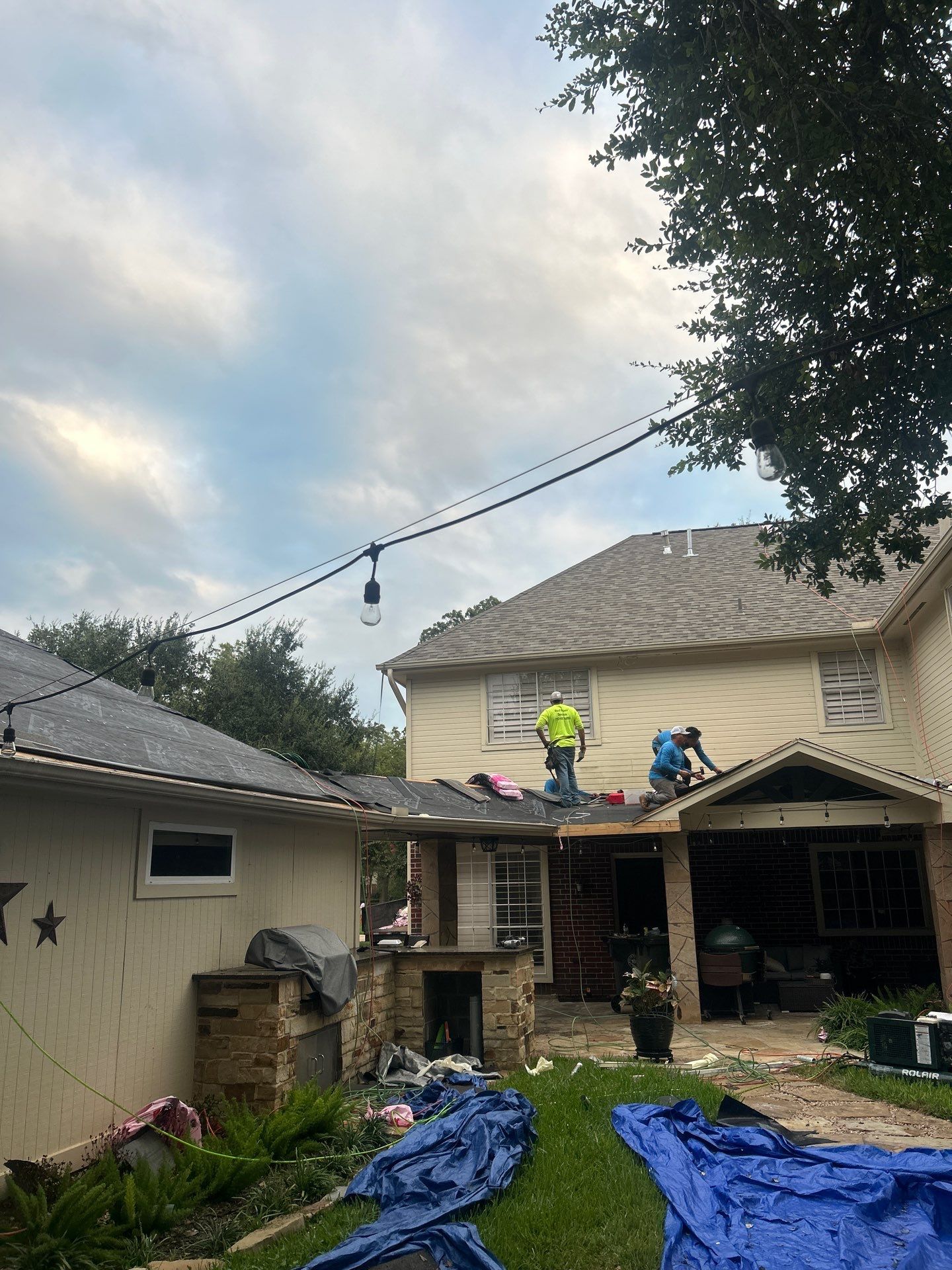Residential Roofing Installation using Owen's Corning Duration (Lifetime) Shingles by Roof Repair Company