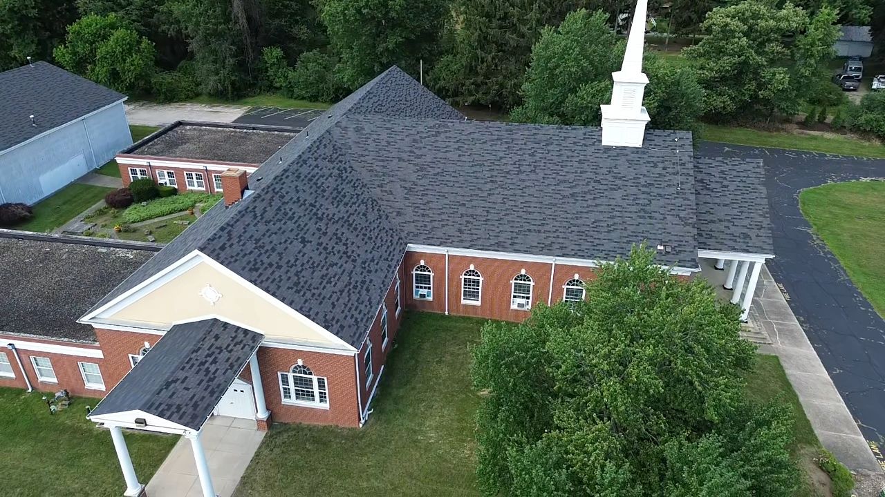 ATLAS PINNACLE COLOR: BLACK PRISTINE by Eagle Eye Roofing