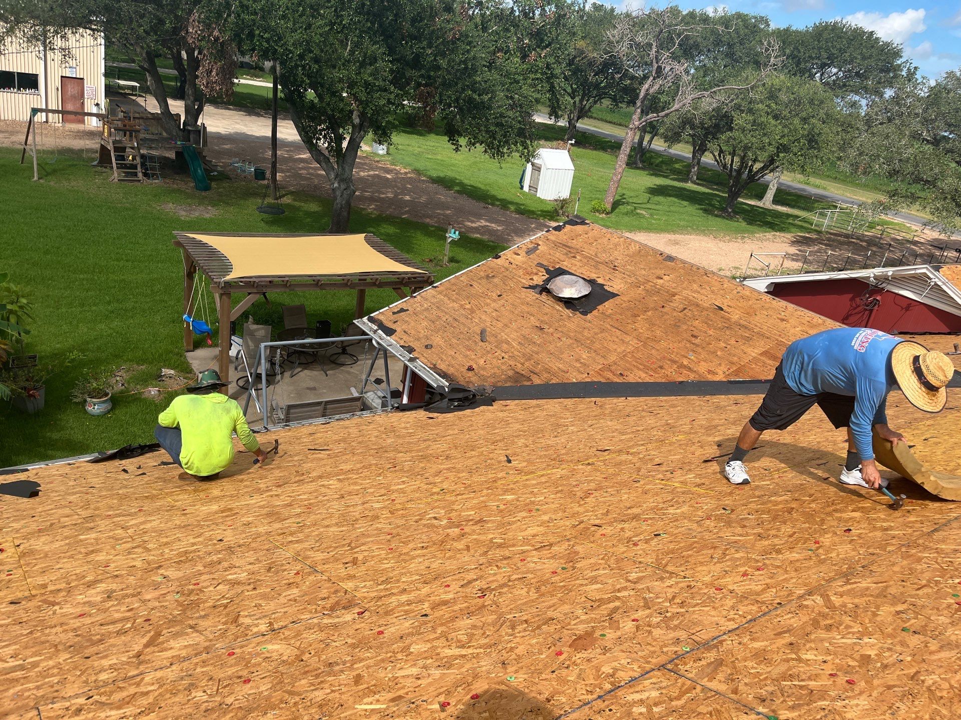 Residential Roofing Installation using Owen's Corning Duration (Lifetime) Shingles by Roof Repair Company