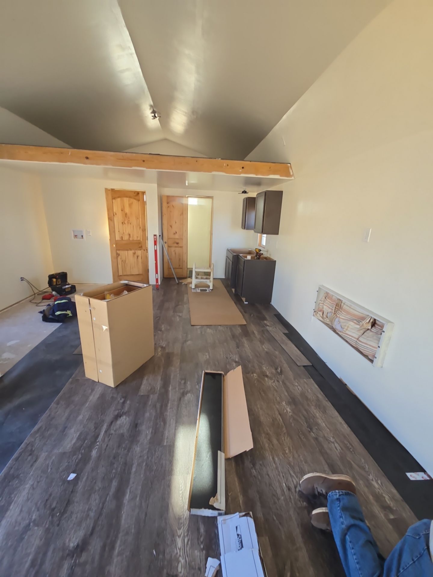 Interior Work by Clays Services Inc