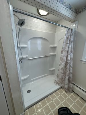 Leominster Tub to Shower Conversion