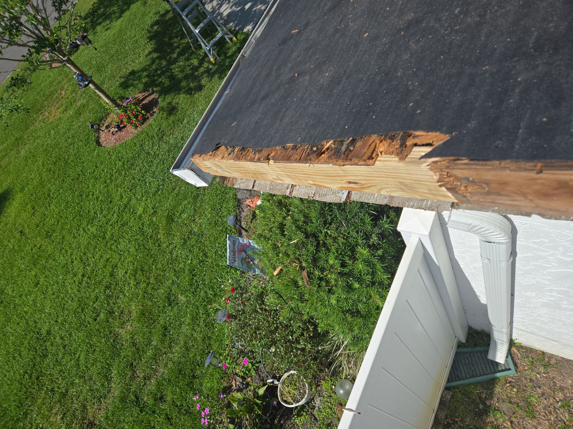 Project in Largo 33770 by Mitchell Roofing Company LLC 