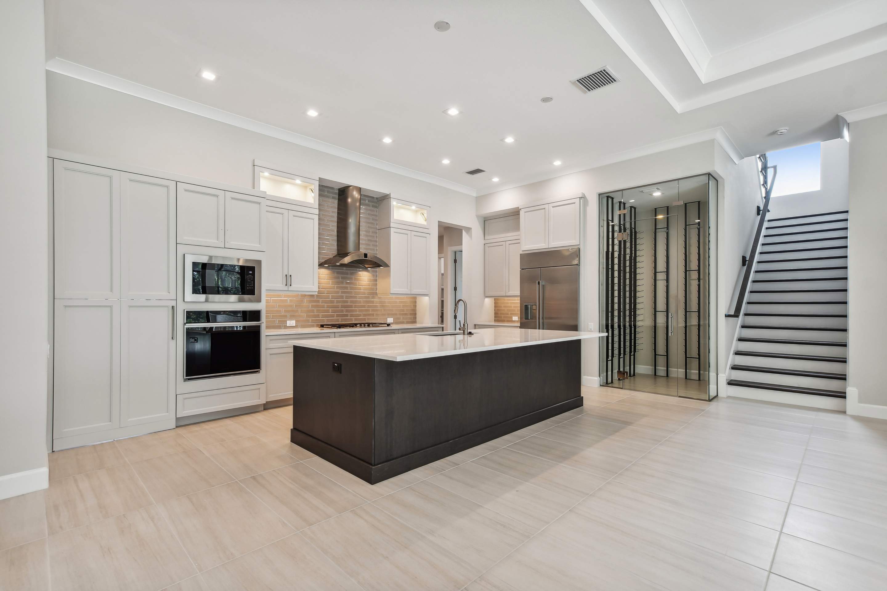Vincenza by Lyons Heritage Tampa, LLC