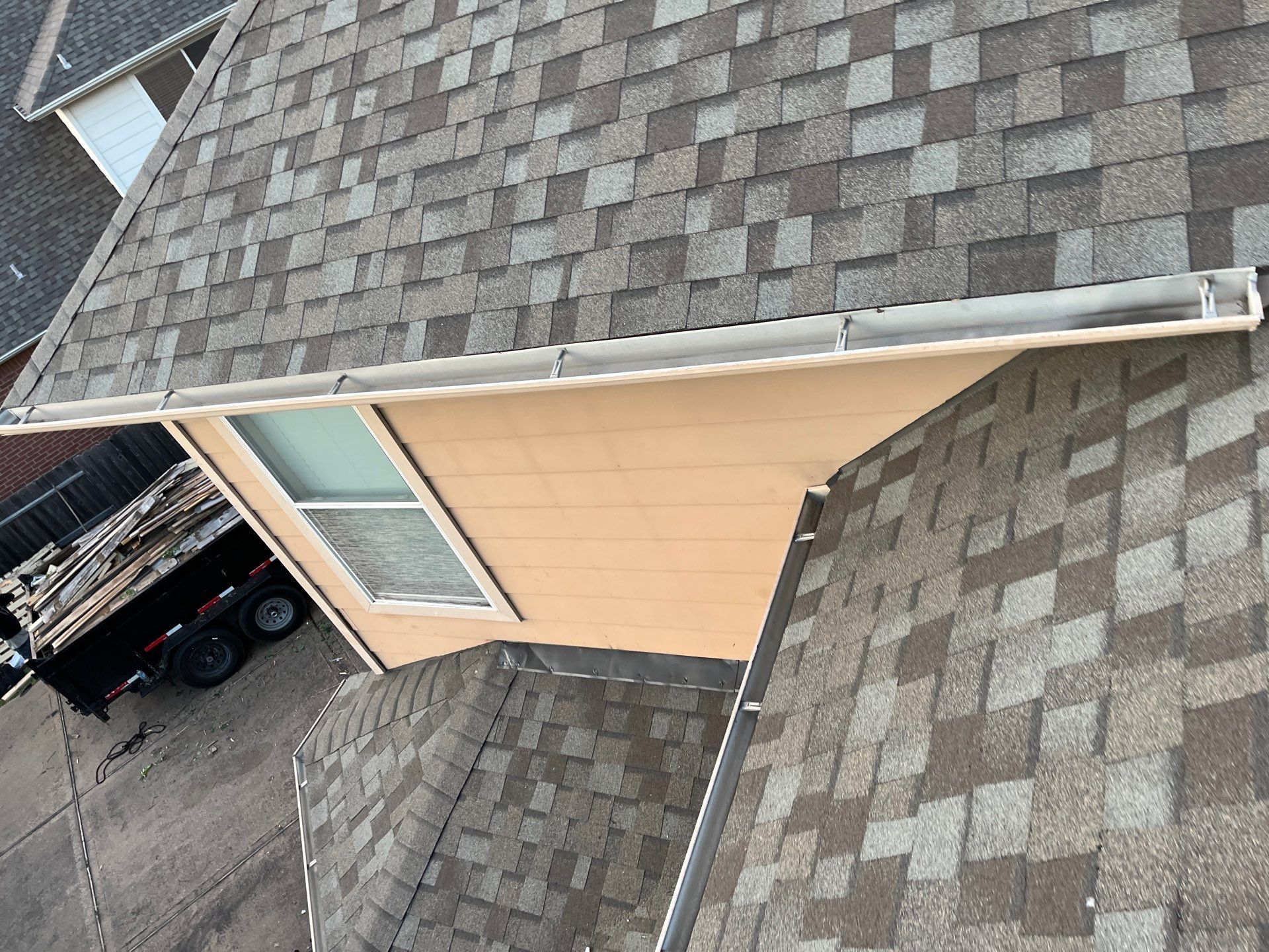 Residential Roofing Installation using Owen's Corning Duration (Lifetime) Shingles by Roof Repair Company