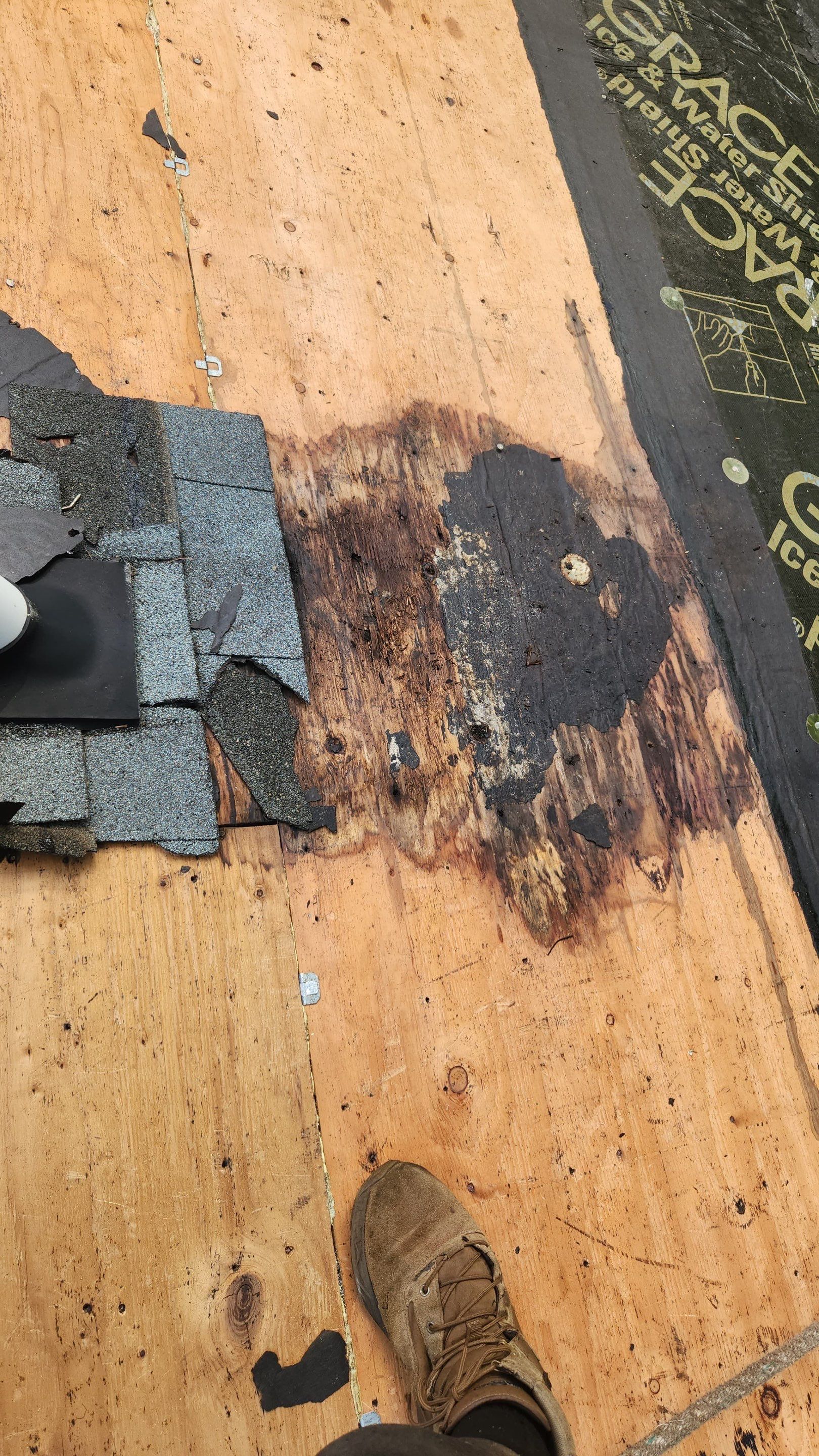 Project in Carlisle, MA by Mighty Dog Roofing of Greater Middlesex County