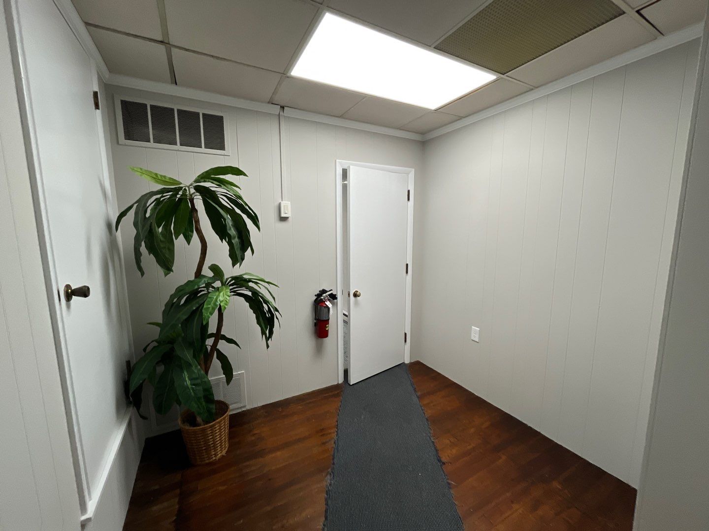 From Outdated to Fresh: Full Interior Repaint Project by FreshCoat Works LLC