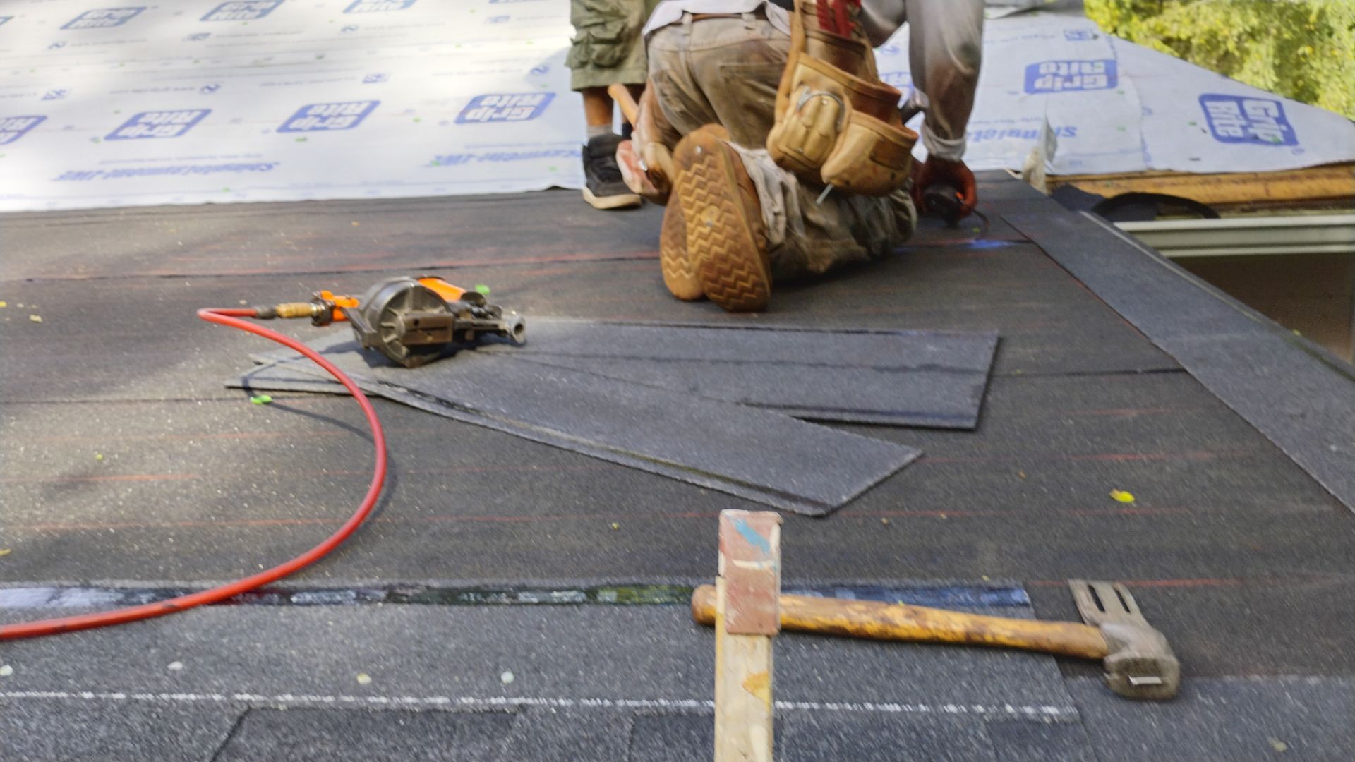 Judy roof replacement  by BROCK BUILDERS 