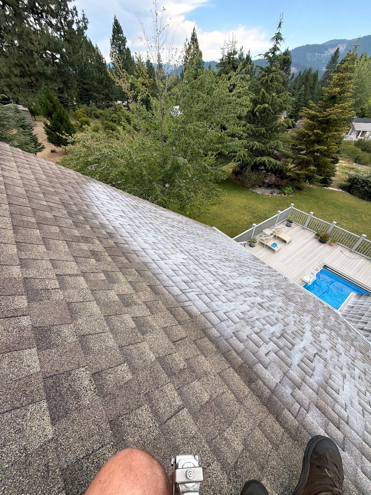 Project in Mt Shasta by Roof Maxx of Grants Pass