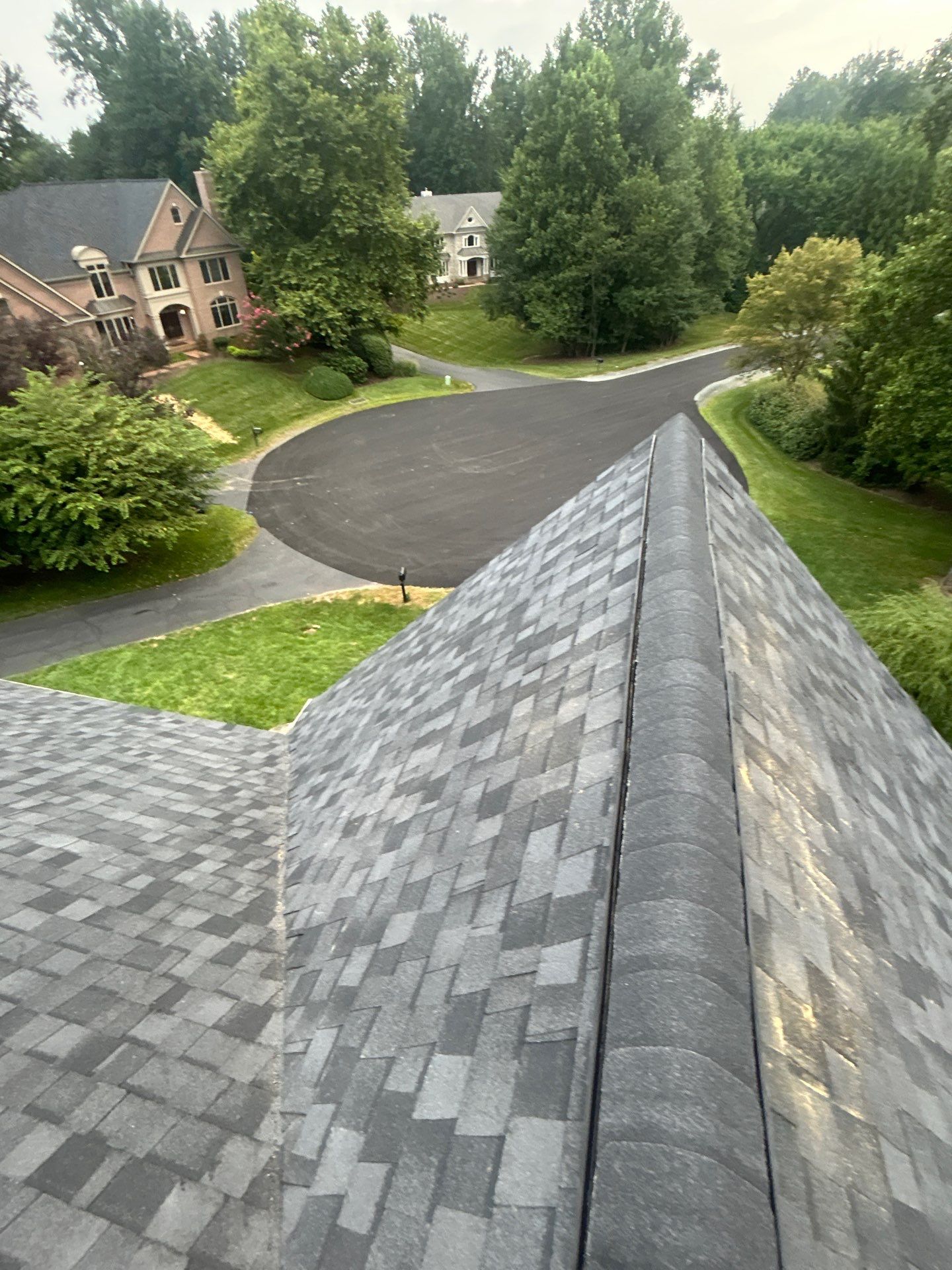 Great Falls : residential Roof with CertainTeed Landmark Pro in Max Def Moire Black  by RM Banning, Inc.