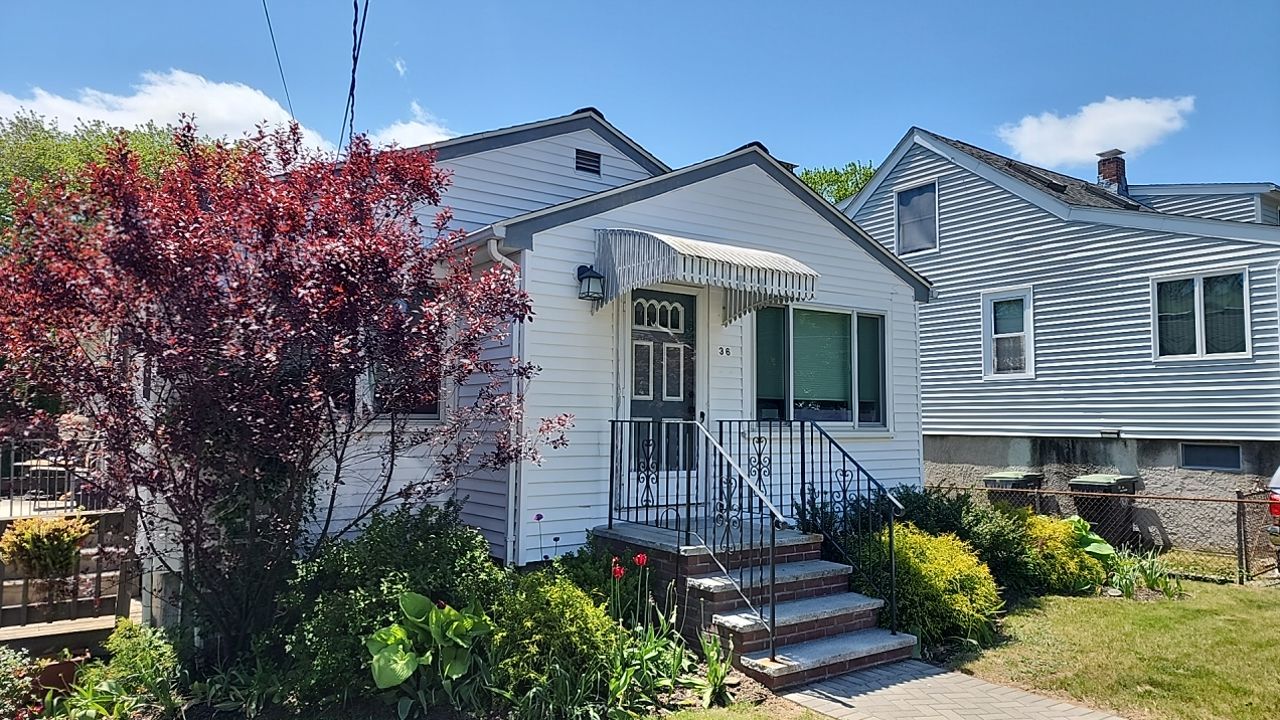 Exterior remodeling in Dedham, MA by UBrothers Construction