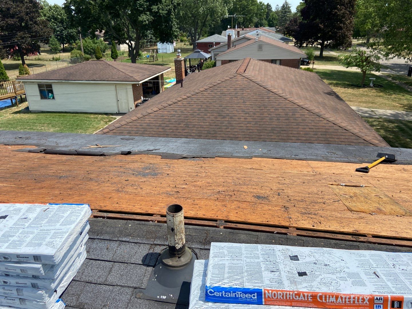Roof Replacement using CertainTeed Landmark by 180 Contractors