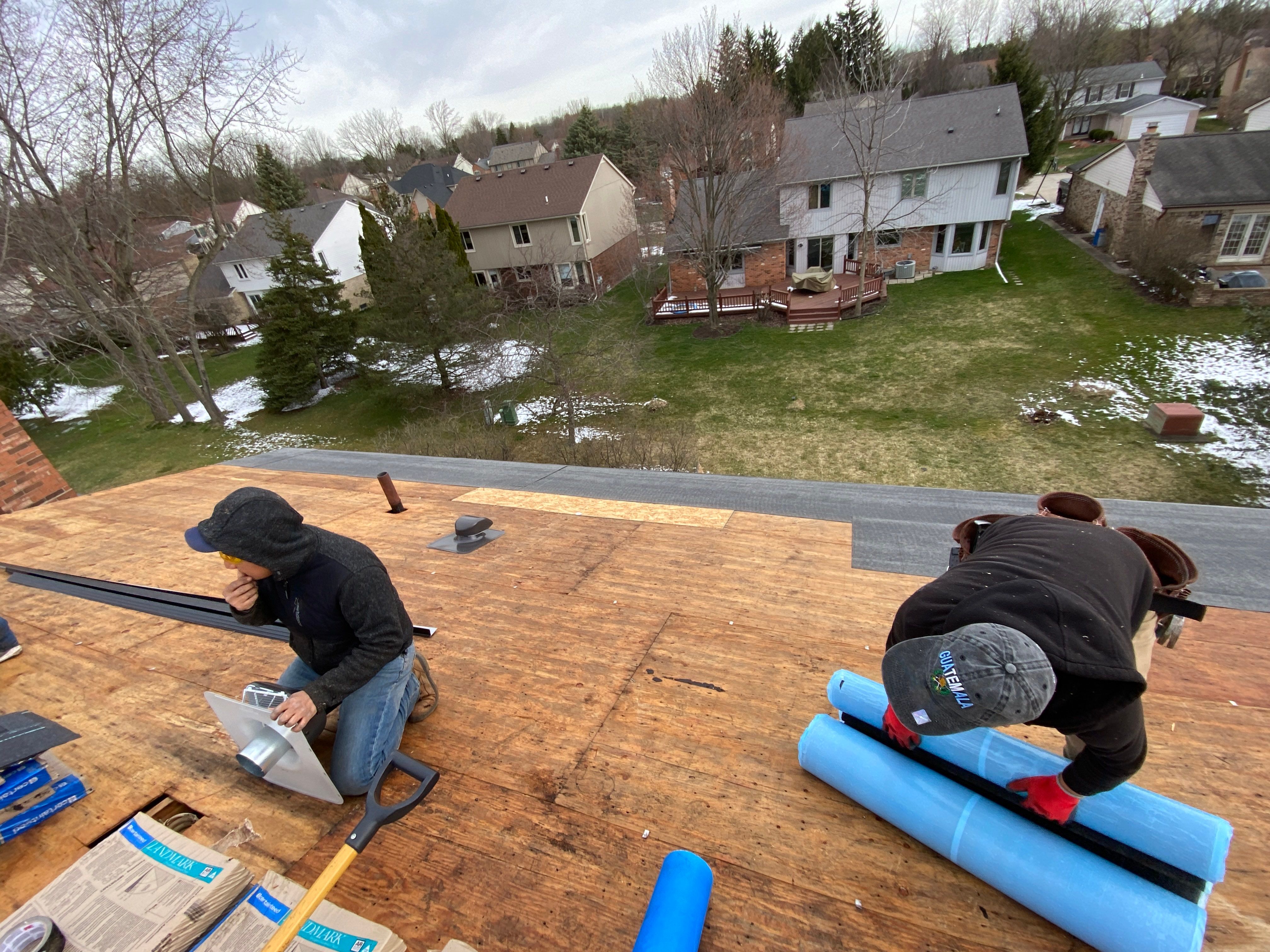 Roof Replacement using CertainTeed Landmark by 180 Contractors