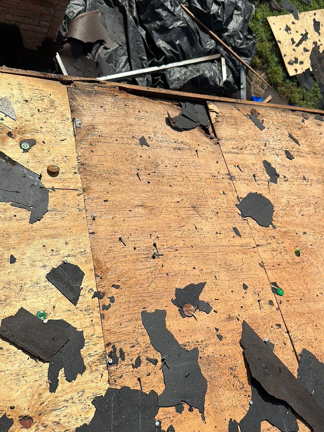 Residential Roofing Installation using Owen's Corning Duration (Lifetime) Shingles by Roof Repair Company