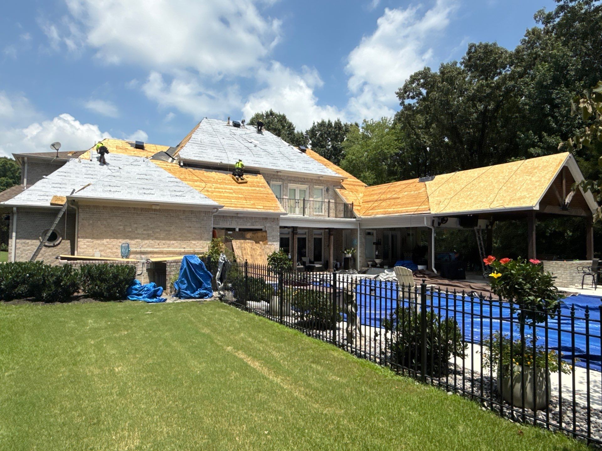 GAF Timberline UHDZ Shingle Roof Replacement in Memphis by Revival Roofing Services