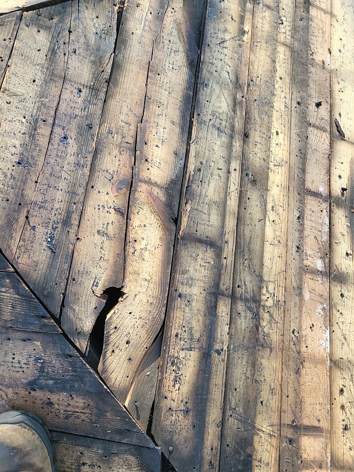 ATLAS PINNACLE COLOR: WEATHERED WOOD DRIP EDGE: MUSKET BROWN by Eagle Eye Roofing