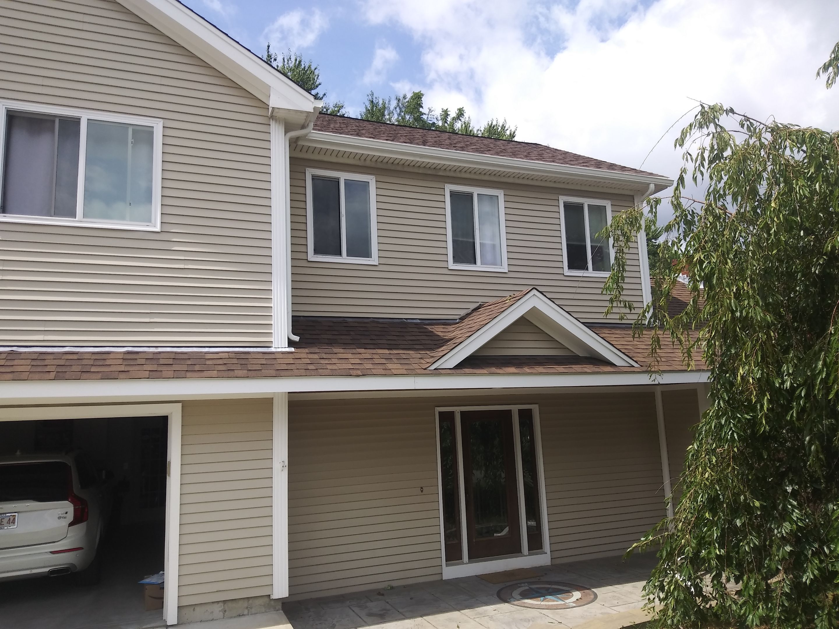 Swansea, MA Gutter Installation using 5" K-Style Aluminum Gutter by Gutter Pro Enterprises