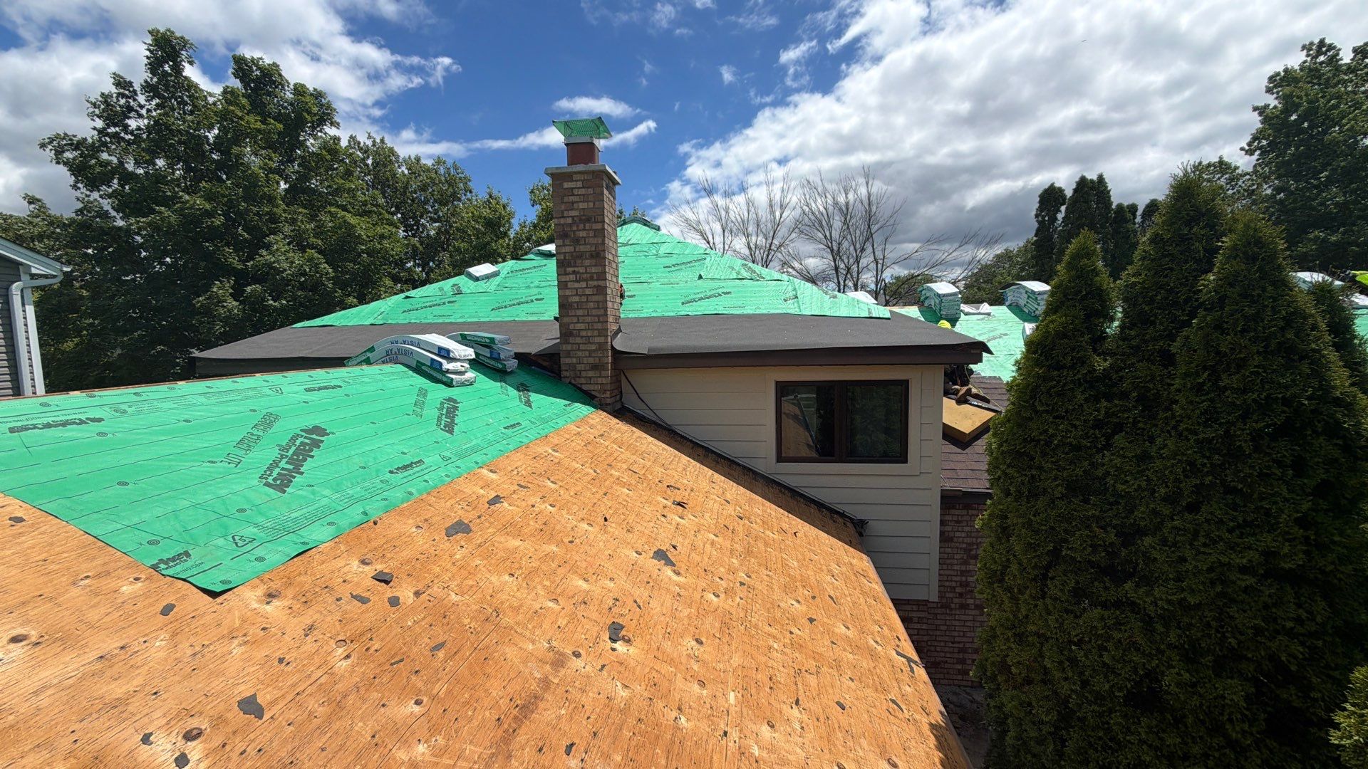 Residential Roofing and LP Smartside Siding Replacement in Woodridge by Pro Home Services Inc