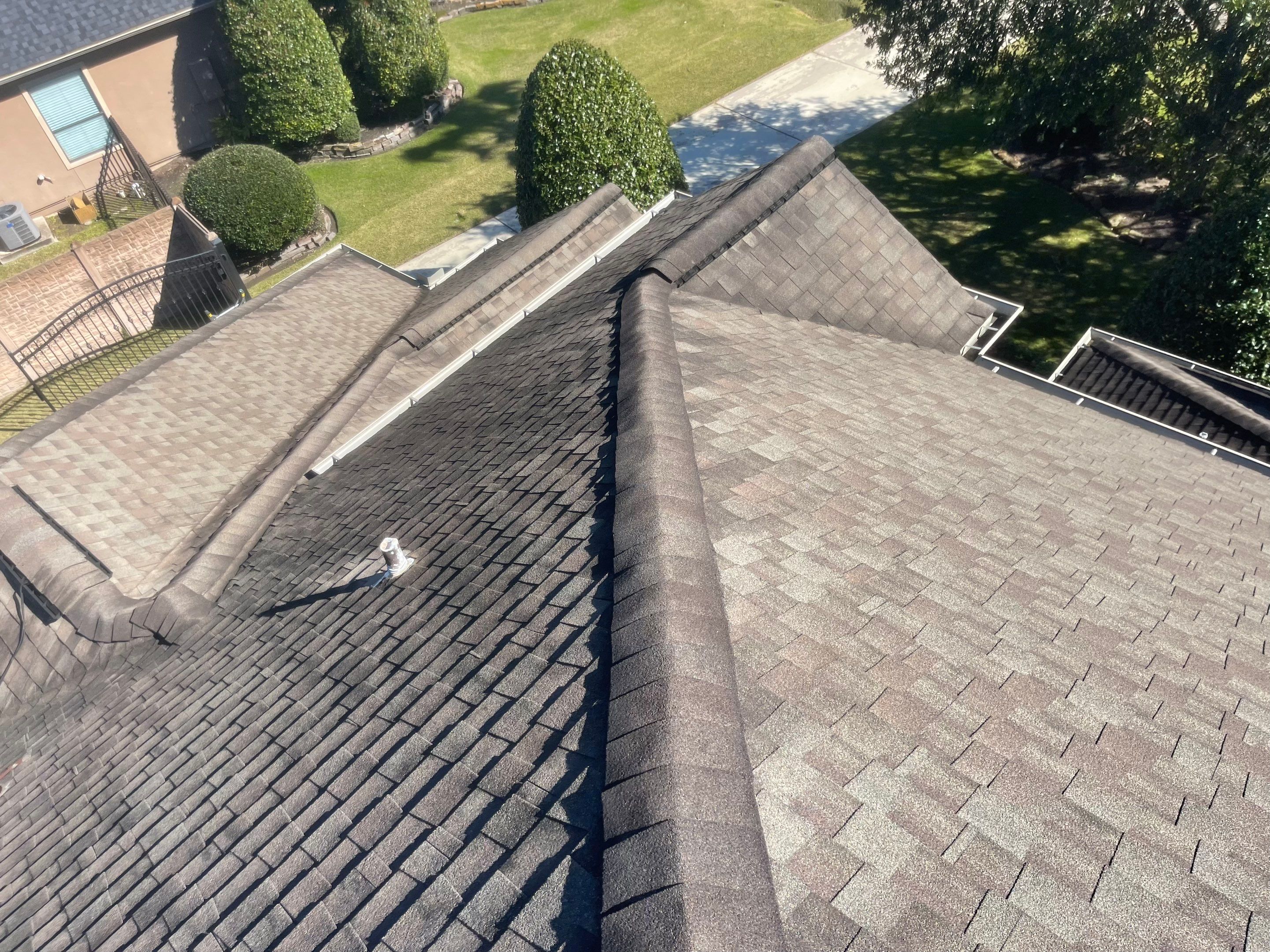 Residential Roof Replacement by Elite Roofing LLC