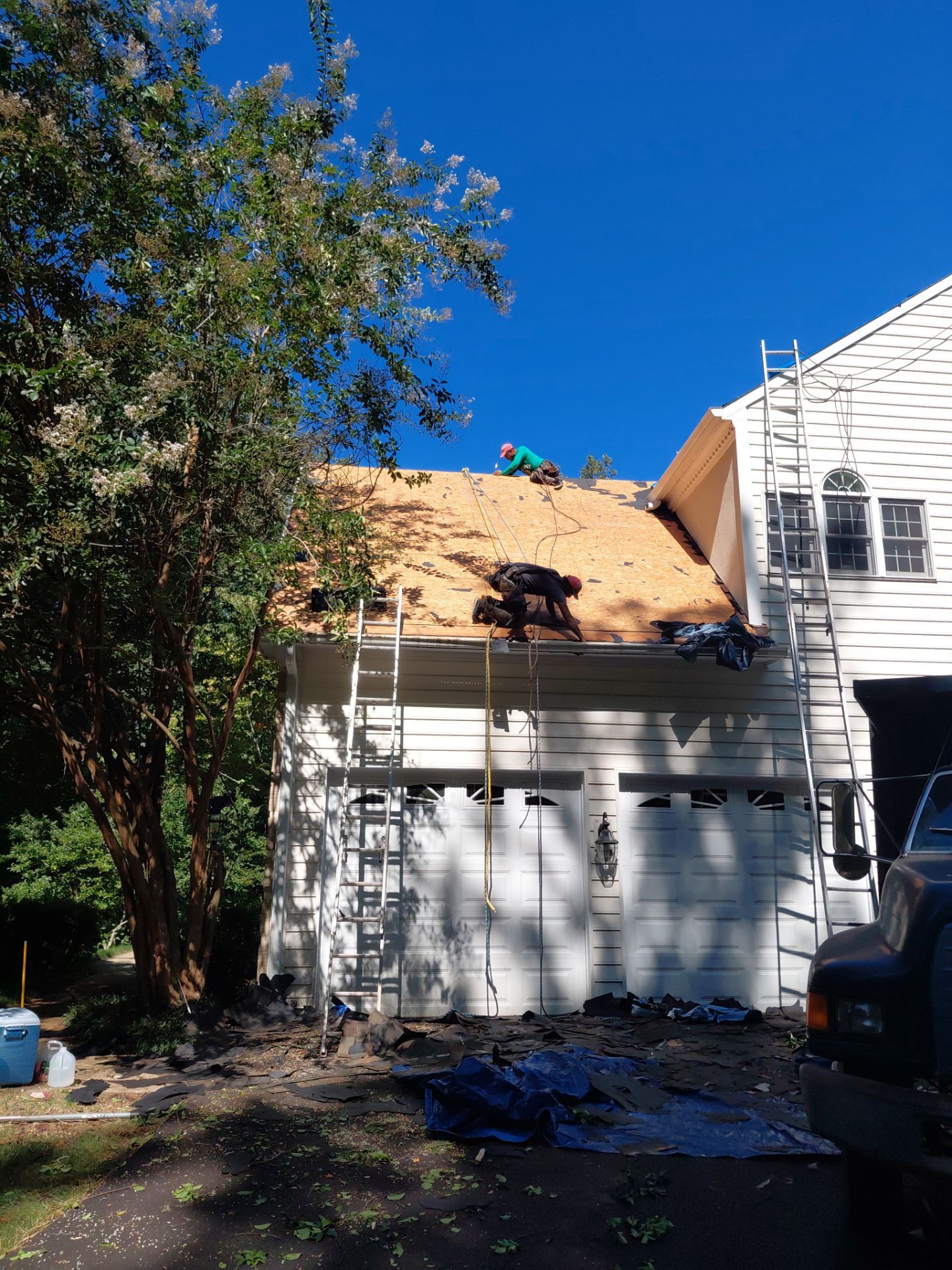 Fairfax station: Residential Roof with CertainTeed Landmark Pro in Max Def Shenandoah  by RM Banning, Inc.