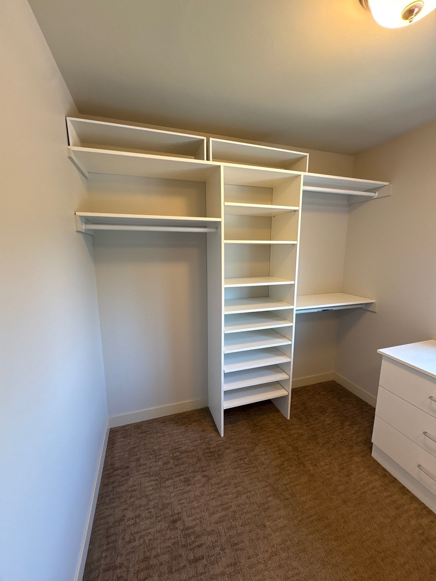 Comprehensive Interior Painting and Garage Floor Coating in Sioux Falls by Select Painting, Coatings & Garage Cabinets