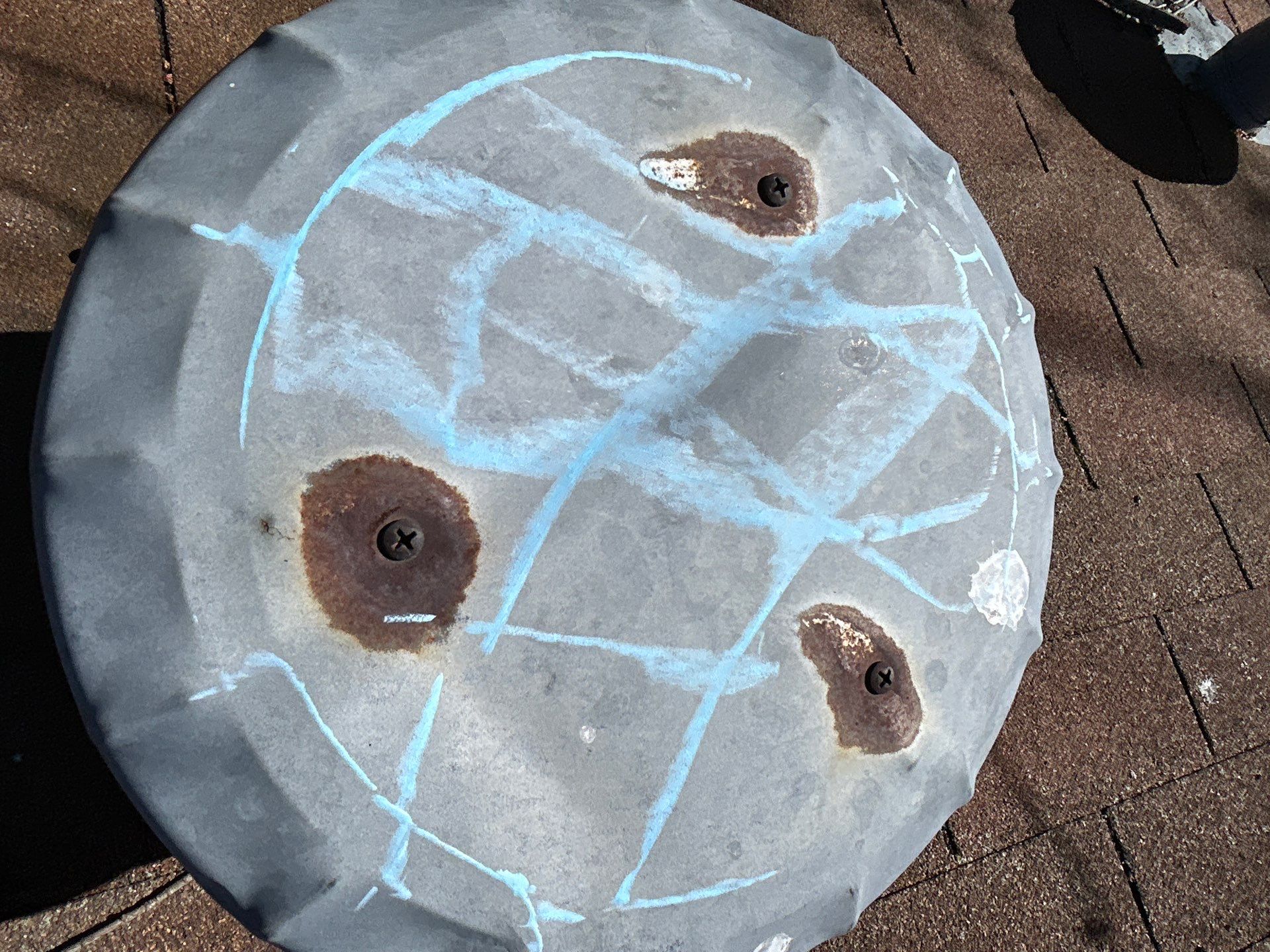 Roof and Siding Replacement using Norandex Cedar Knoll Graphite Siding and Owens Corning Durations in Onyx Black by WIW Enterprises Inc